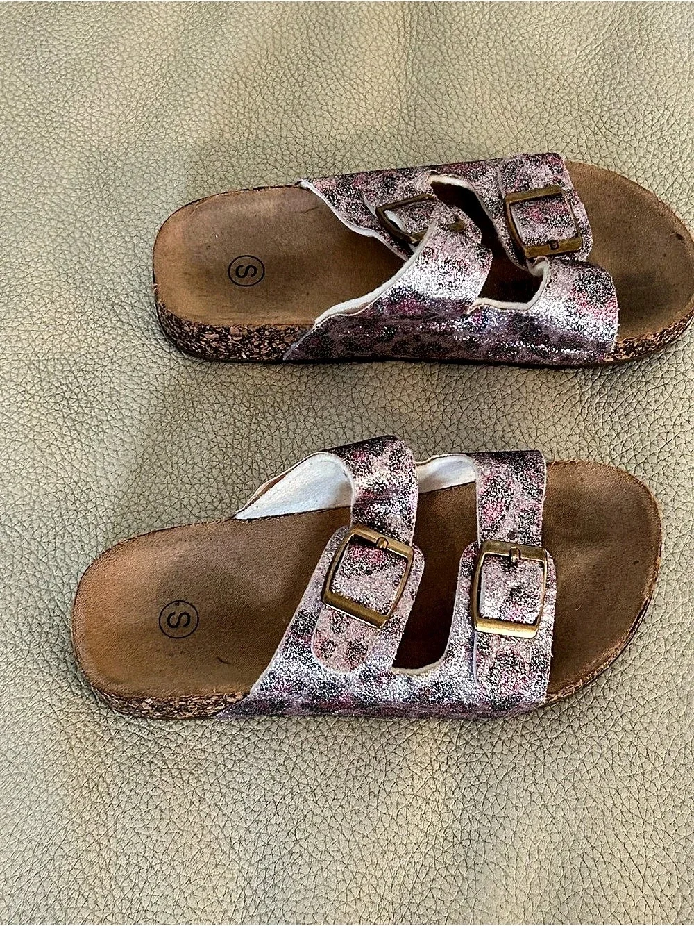 Girls Double-Buckle Metallic Sandals Pink & Purple, Size US 11/12